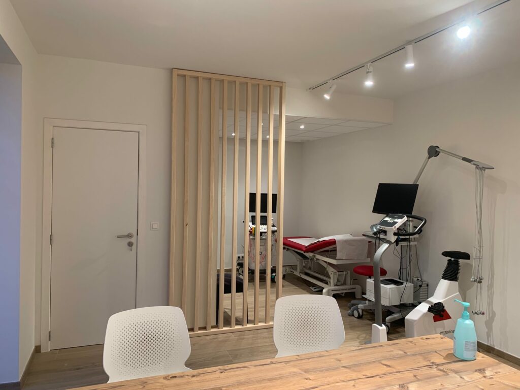Cabinet de cardiologie, Braine-l’Alleud : salle de consultation