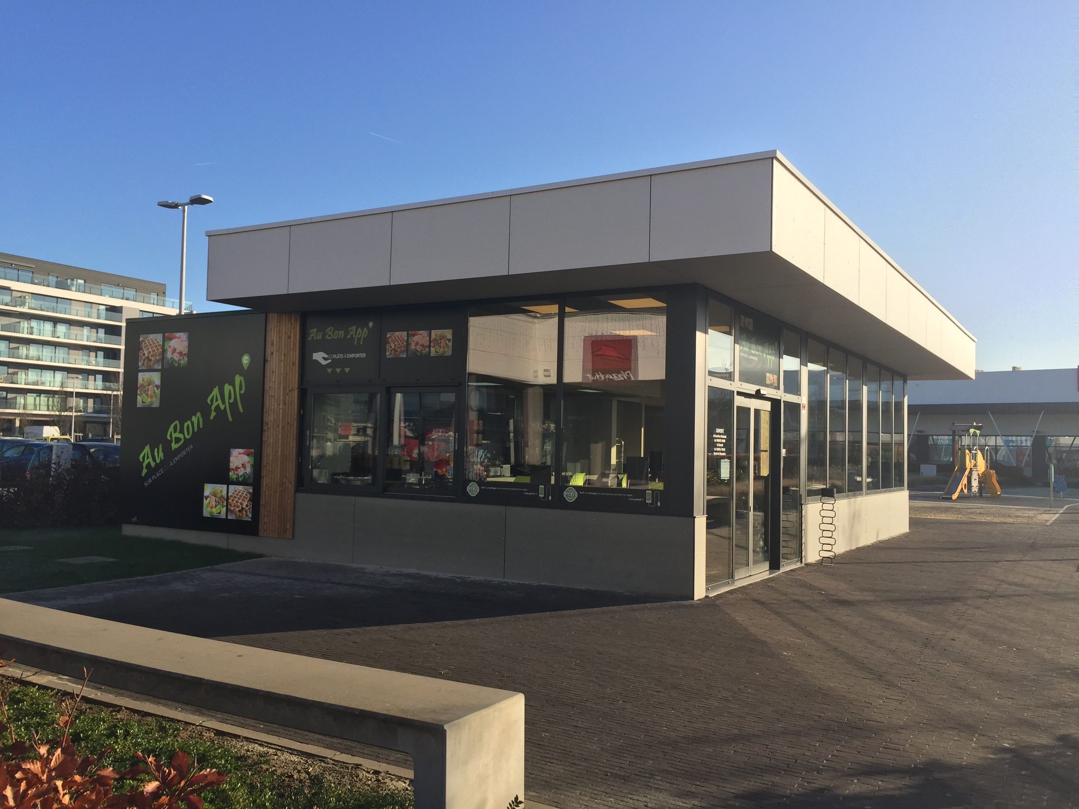 Pavillon Horeca, Mouscron : façade
