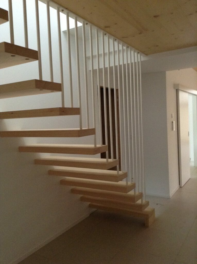 Pré-Fichin, Waterloo : escalier en bois